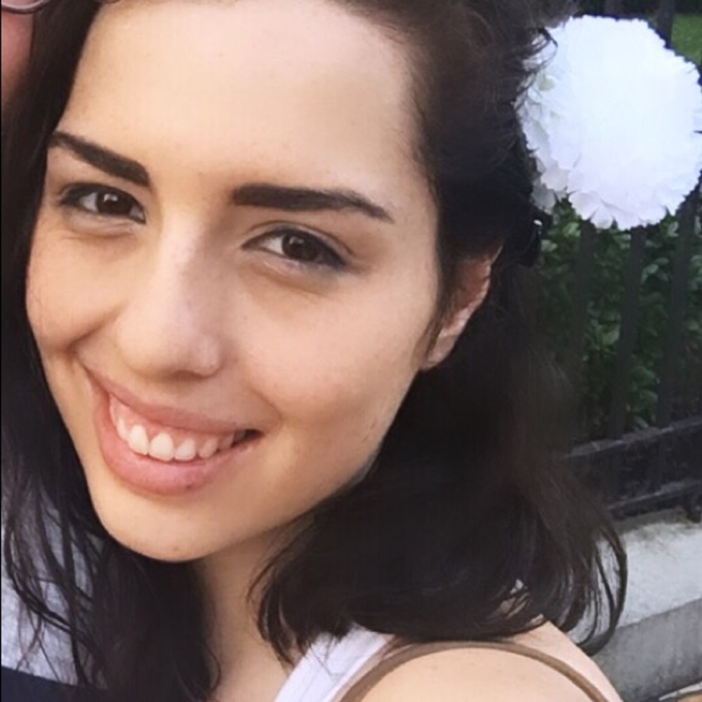 Meet your Posher, Ines